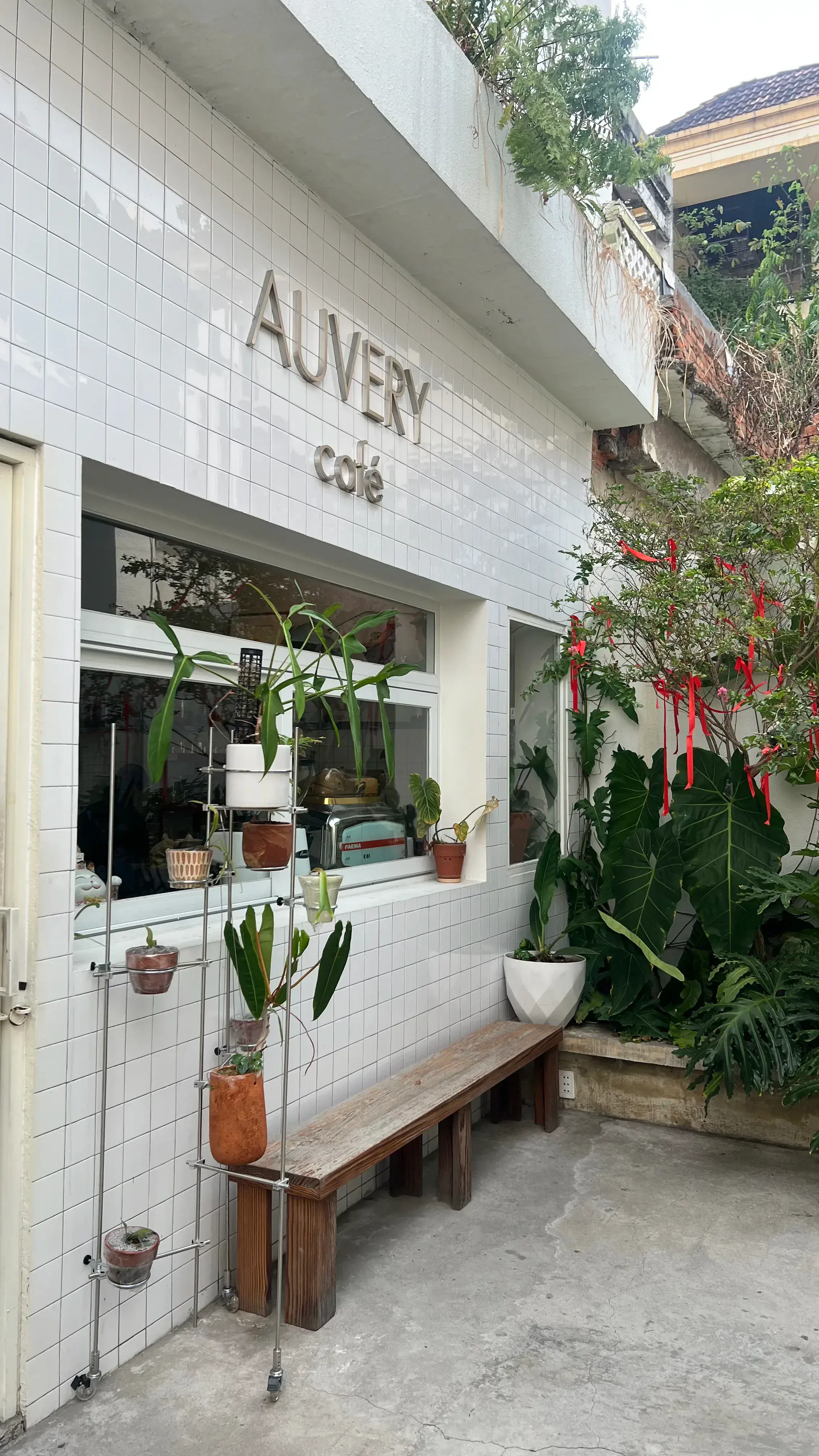 Auvery cafe - 14 Lê Ngô Cát 1